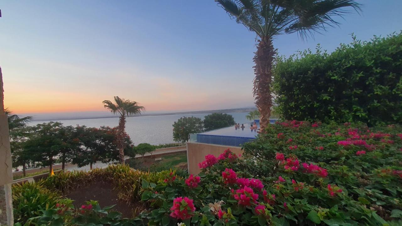 Comfy Stays Sea View Apartments At Deadsea Samarah Resort Sweimeh Luaran gambar